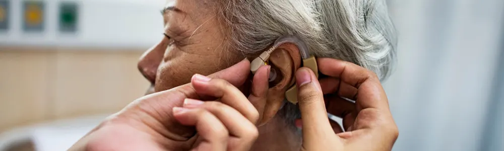 تعمیر و تعویض سمعک