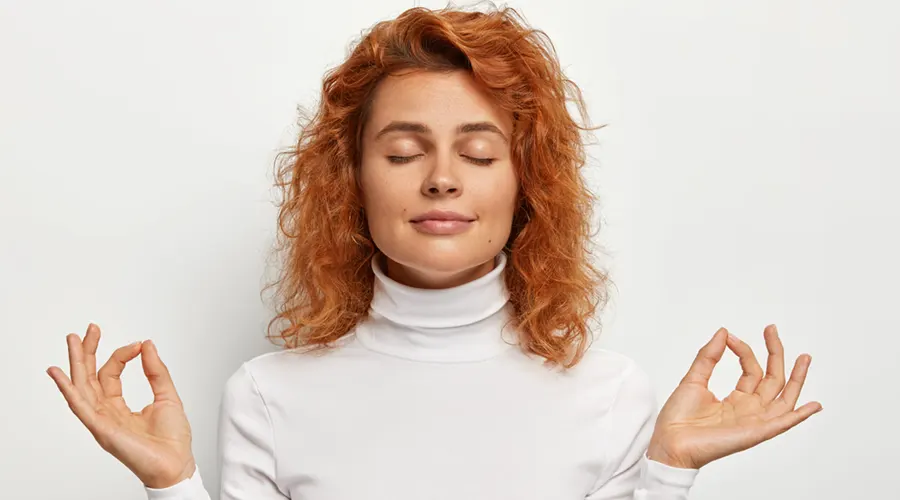 breathing exercises hearing protection پیشگیری از کم شنوایی با مدیتیشن : راهی علمی و طبیعی برای حفظ سلامت شنوایی تمرین mindfulness برای کاهش استرس و محافظت از گوش